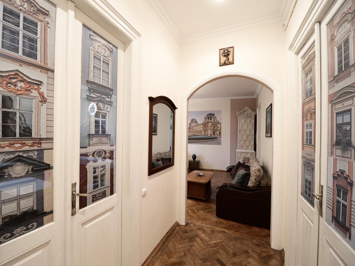 The Historical Family Nest In City Centre Lviv Dış mekan fotoğraf