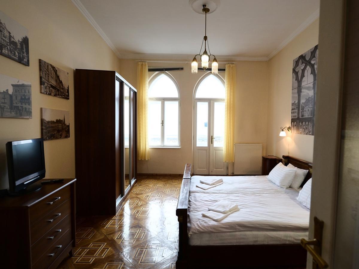 The Historical Family Nest In City Centre Lviv Dış mekan fotoğraf
