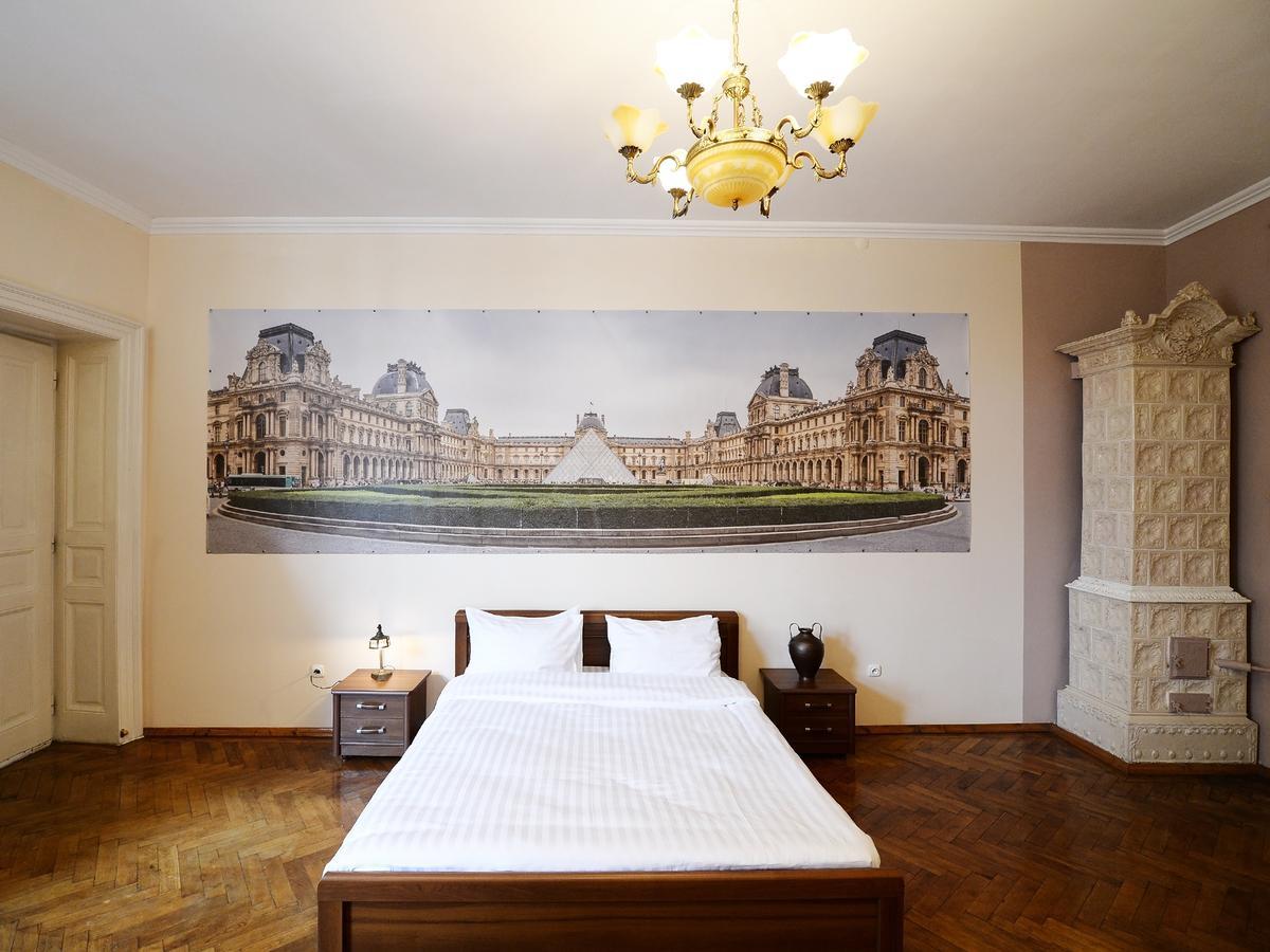 The Historical Family Nest In City Centre Lviv Dış mekan fotoğraf