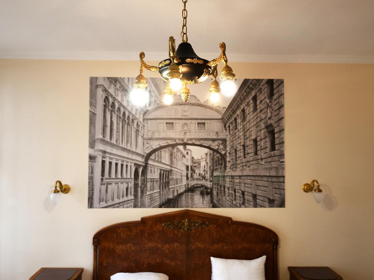 The Historical Family Nest In City Centre Lviv Dış mekan fotoğraf